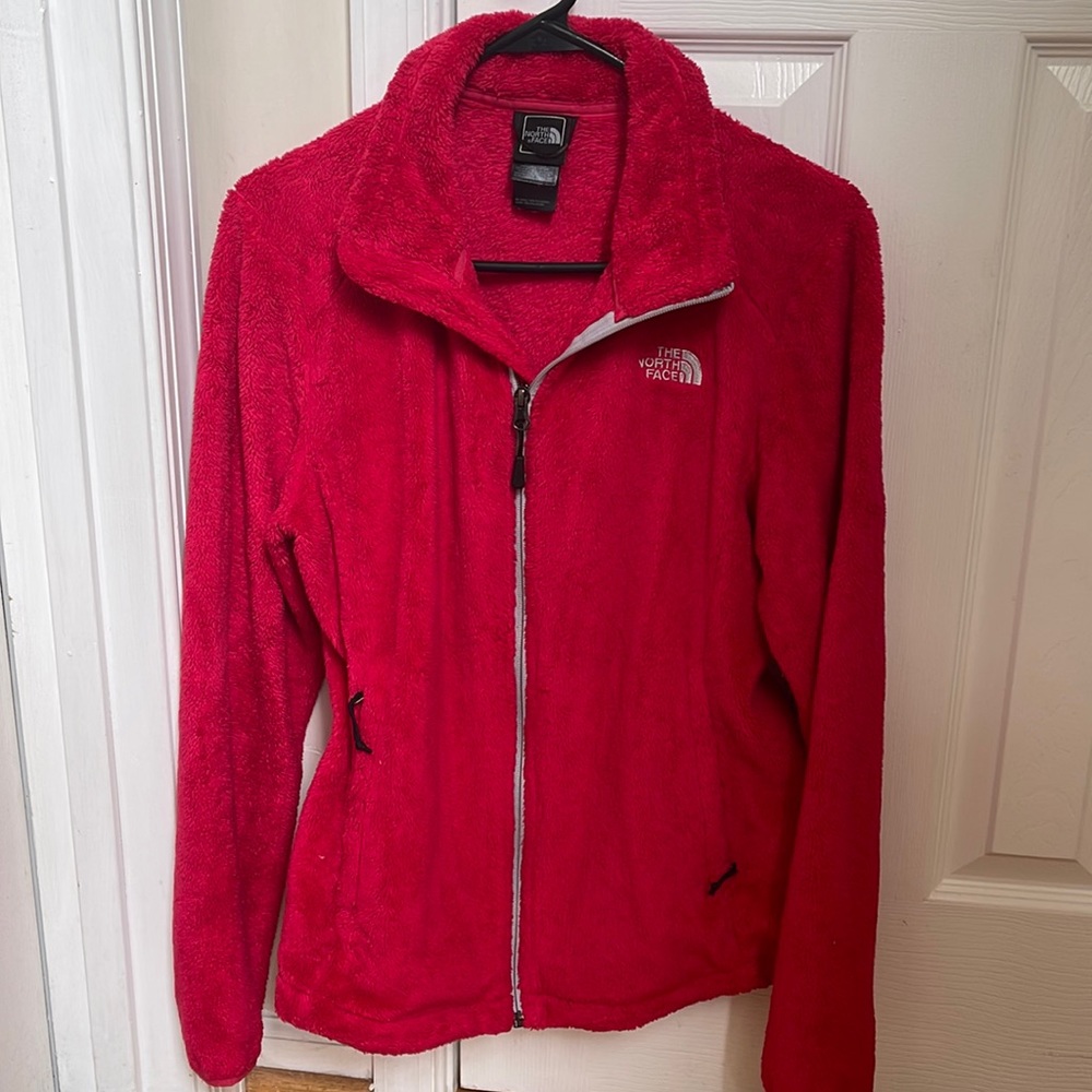 The North Face Osito fleece (red)